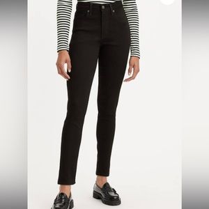 Levi 721 High Rise Skinny Black Jeans